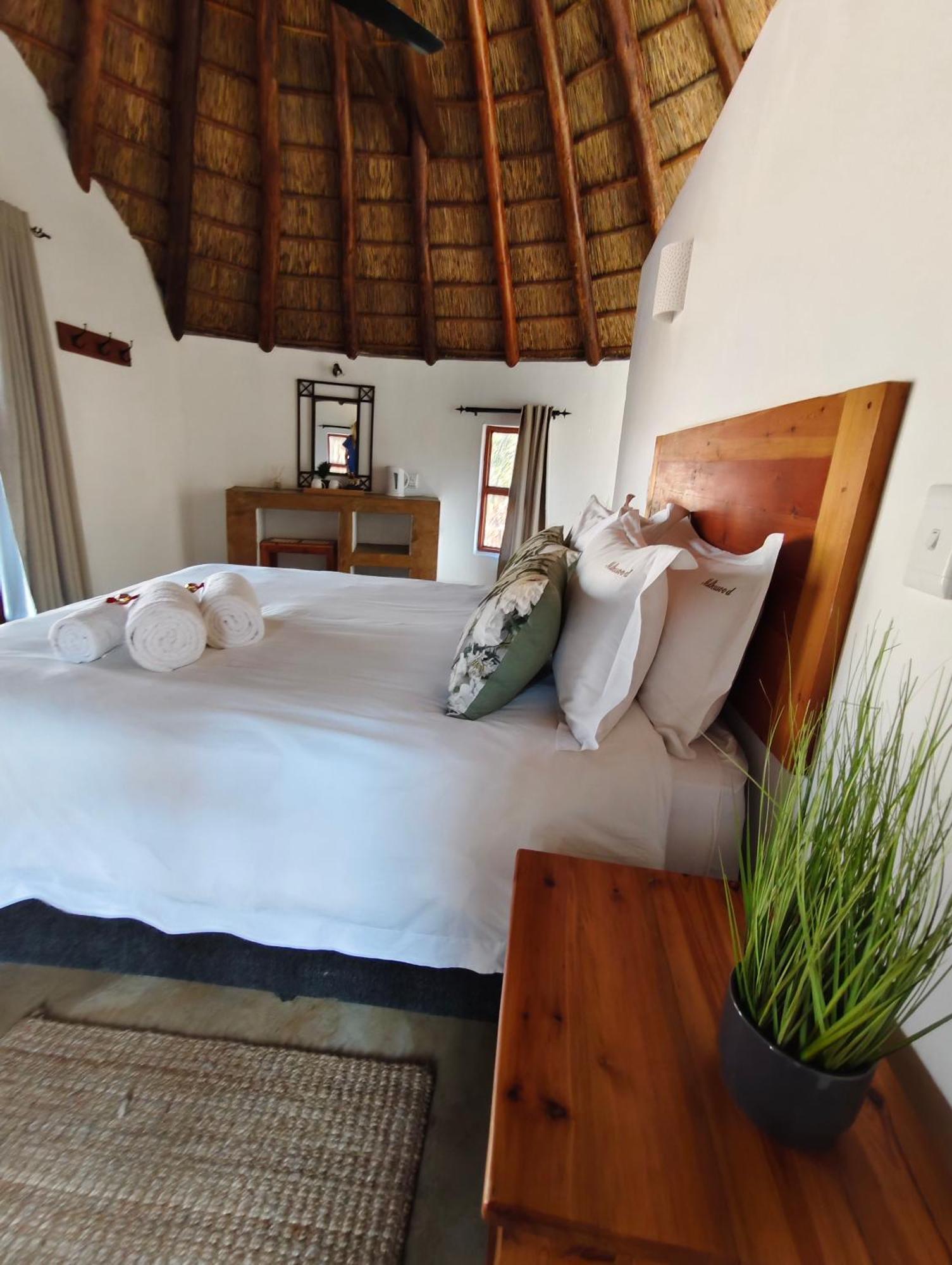 Milkwood Valley Lodge, Mabalingwe * Bela-Bela